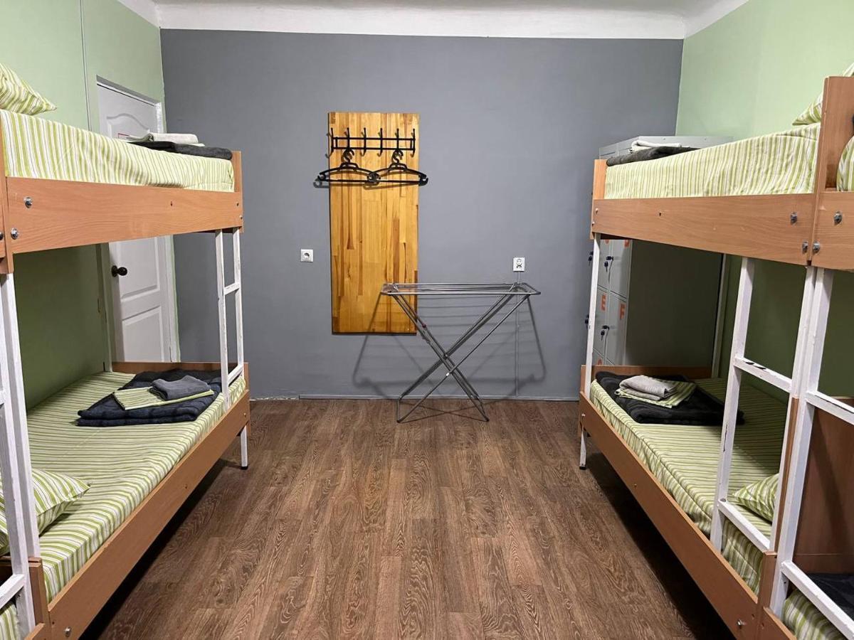 Fox Hostel Kiev Eksteriør bilde